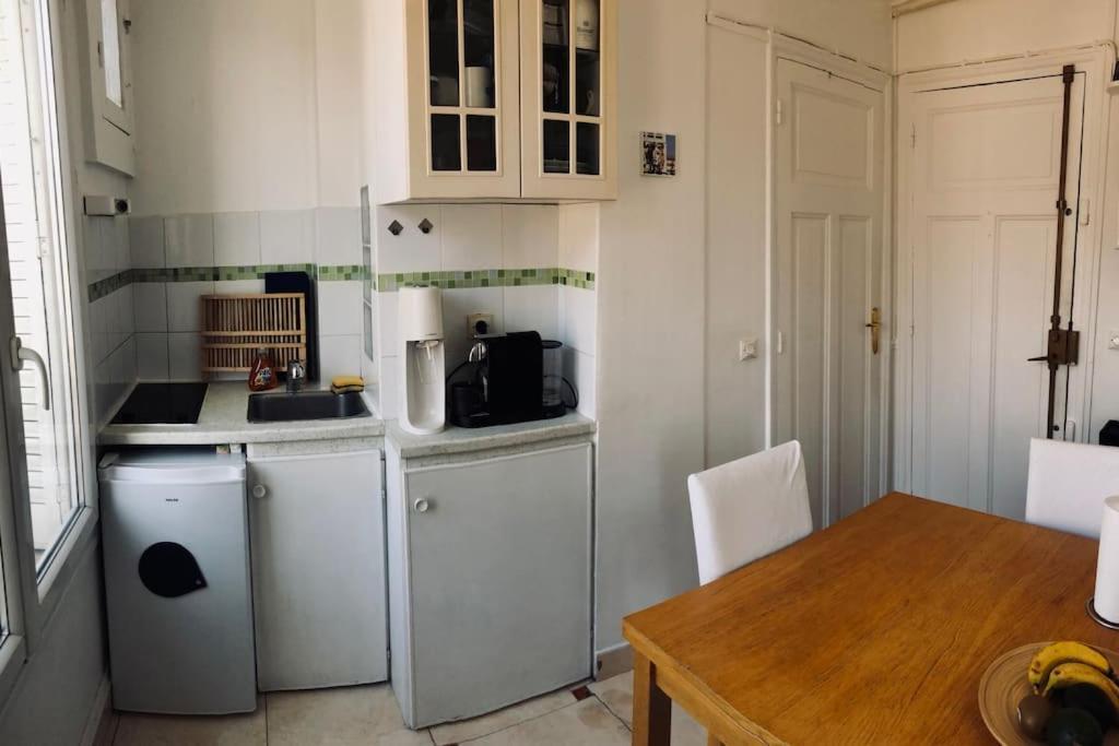 Cosy Studio Near Public Transport Parigi